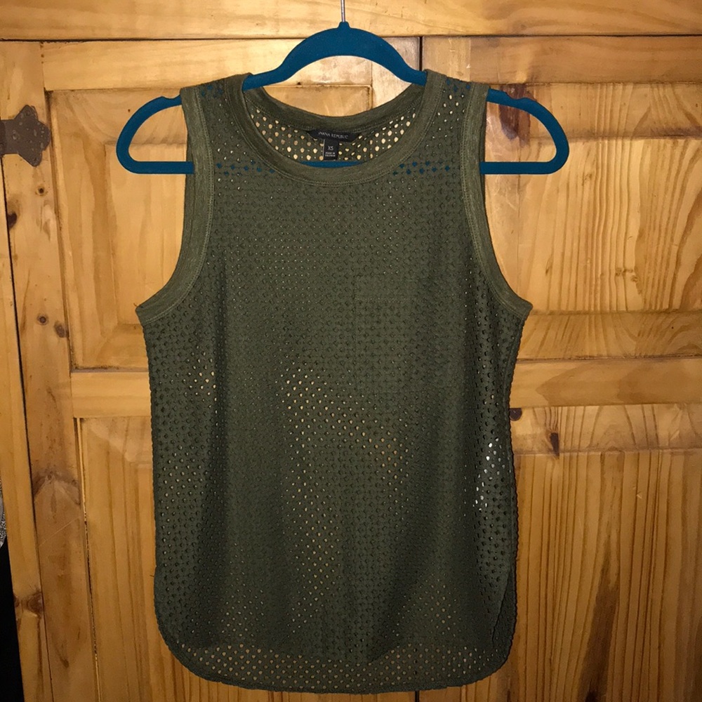 Banana Republic Women’s Tank Top / Shirt